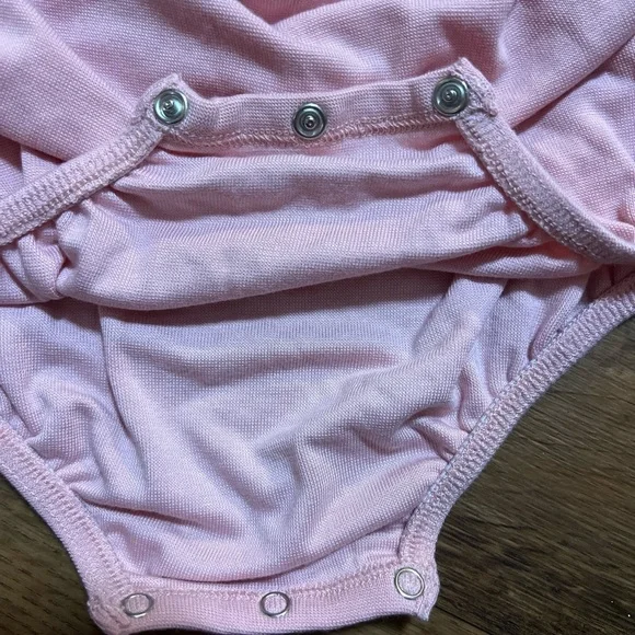 Kyte Baby 4T pink romper - Picture 4 of 4